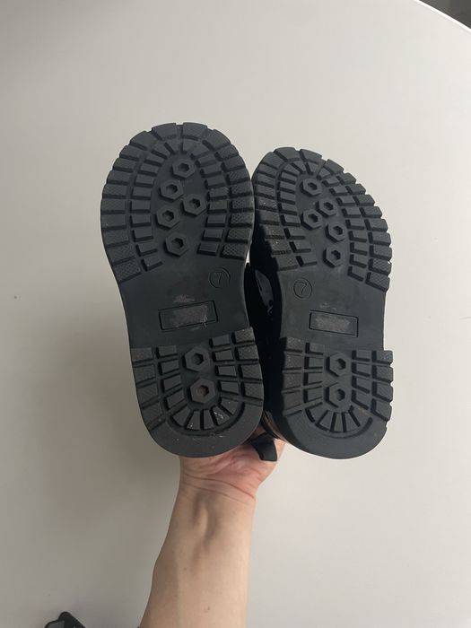 Взуття для дівчинки демісезонне