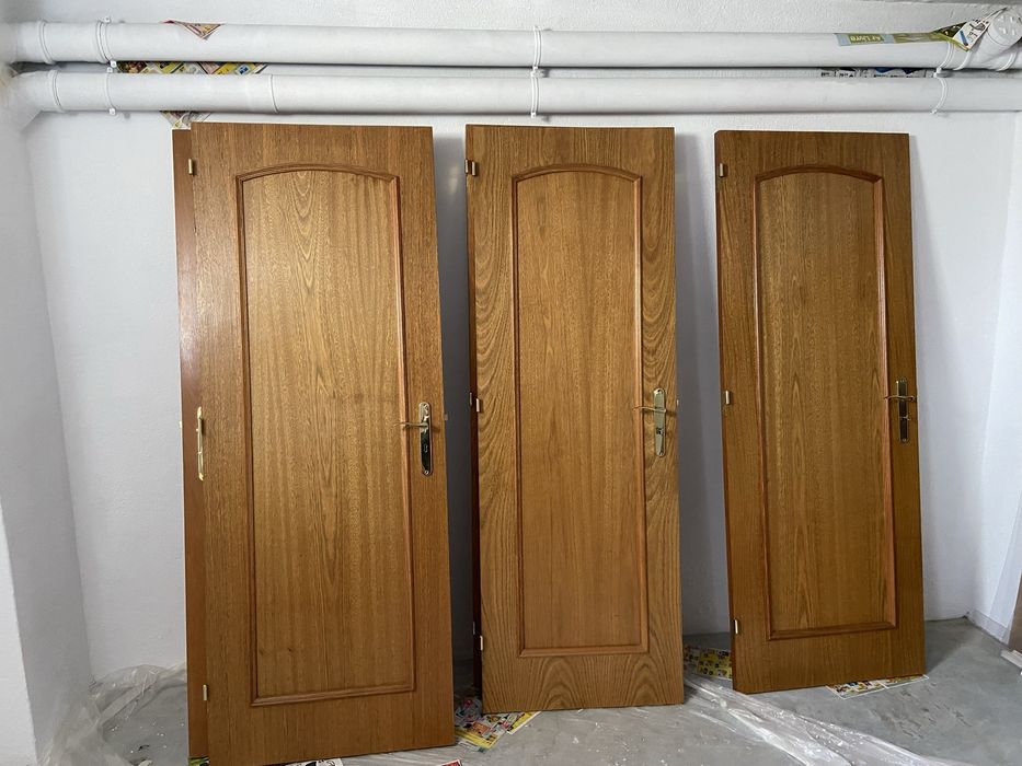 Portas - dimensões diversas