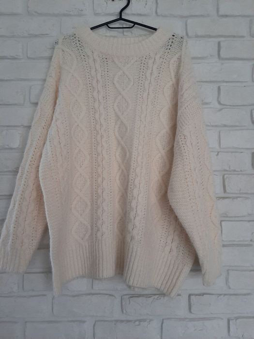 Sweter marki Reserved rozm. S, pasuje na rozm. 44