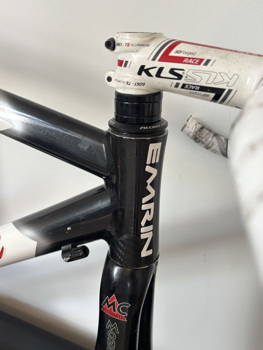 Frameset szosowy rama karbon aluminium