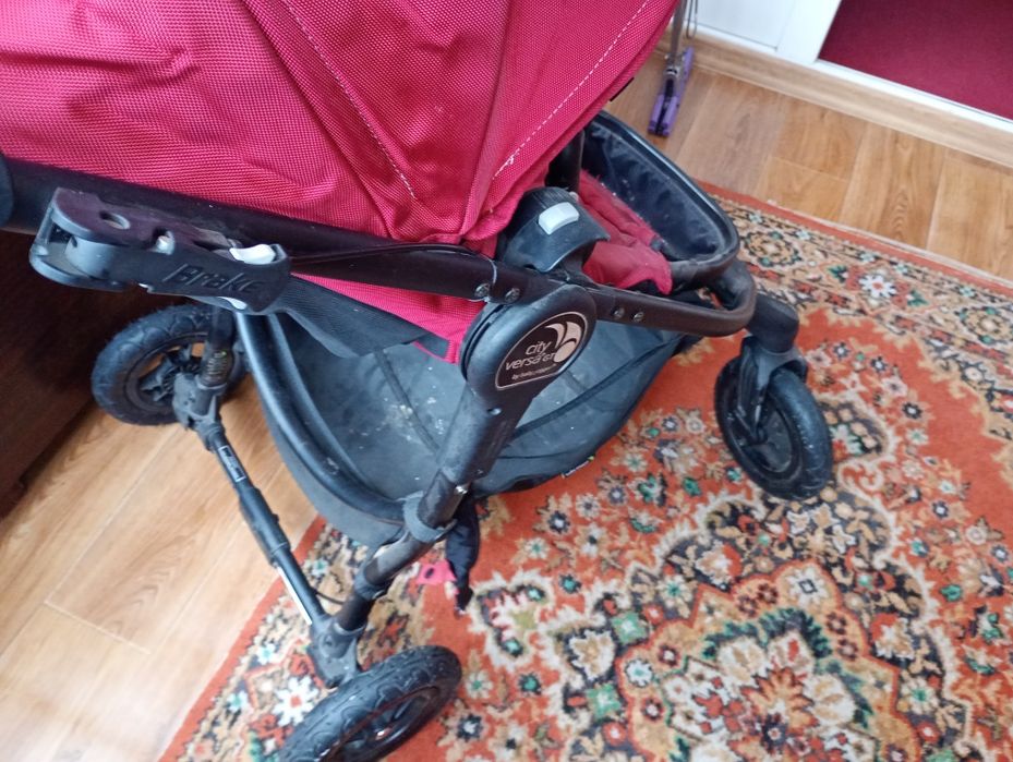 Дитяча коляска. Абсолютно нова