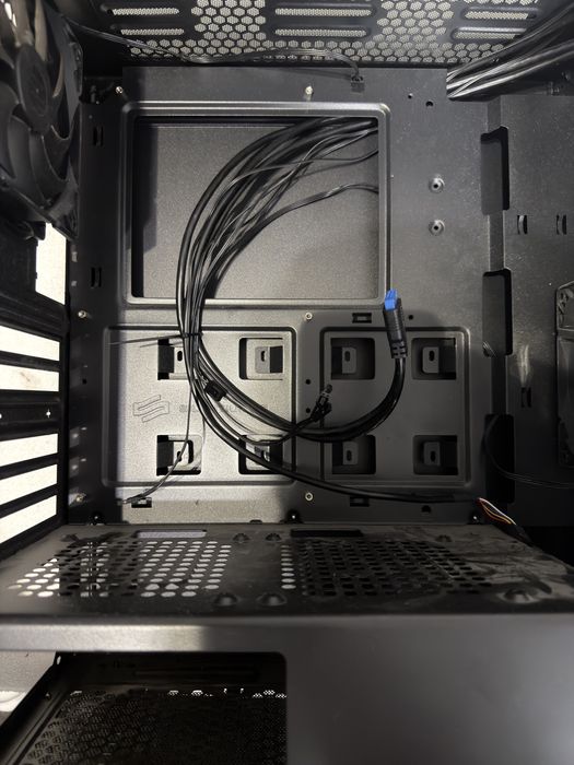 Obudowa SilentiumPC Signum SG1 TG uzywana