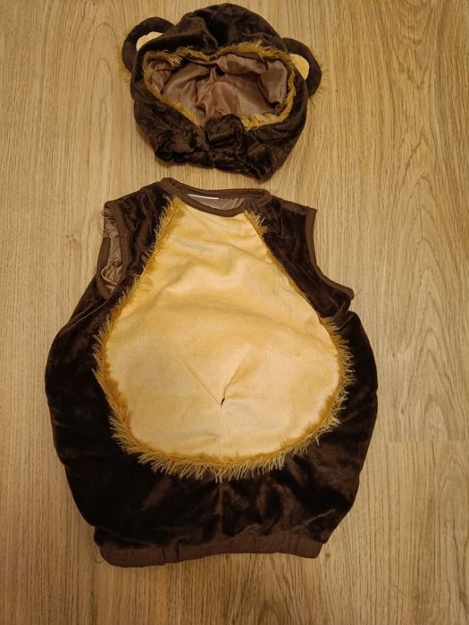 Vendo fato carnaval macaco