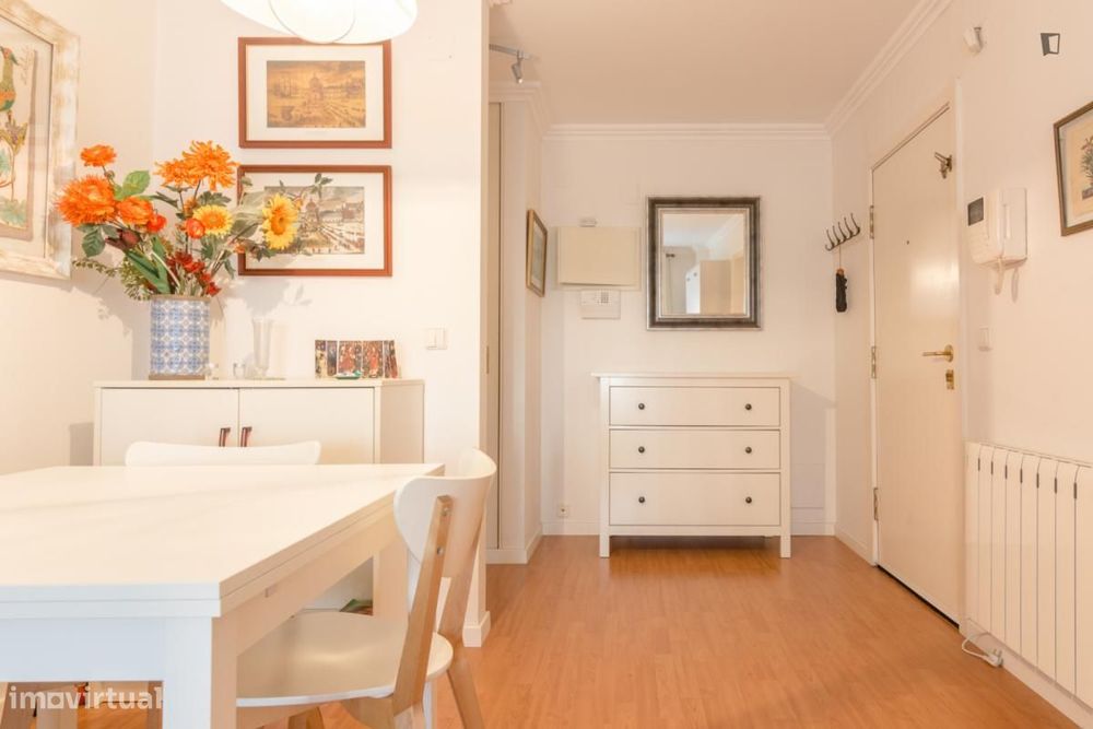 Apartamento com 1 quartos - localizado em Lumiar Lisbon