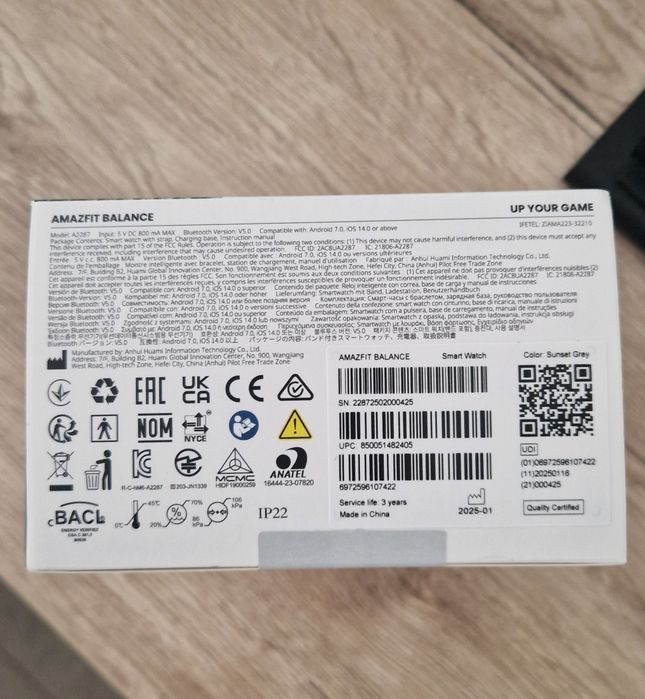 Смарт часы Amazfit Balance.