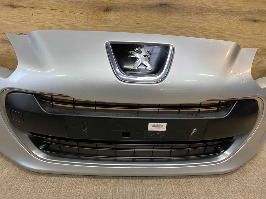 Zderzak przedni Peugeot 308 lift