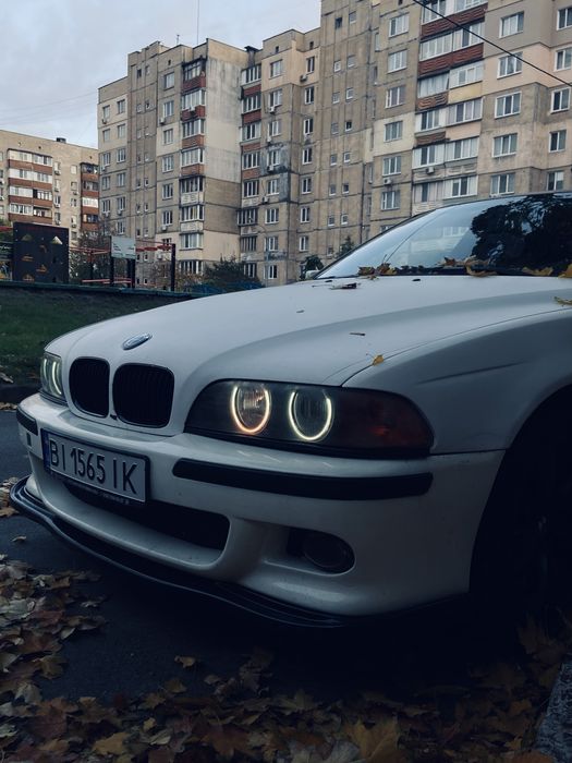 Продам BMW e39 5 Series 1996