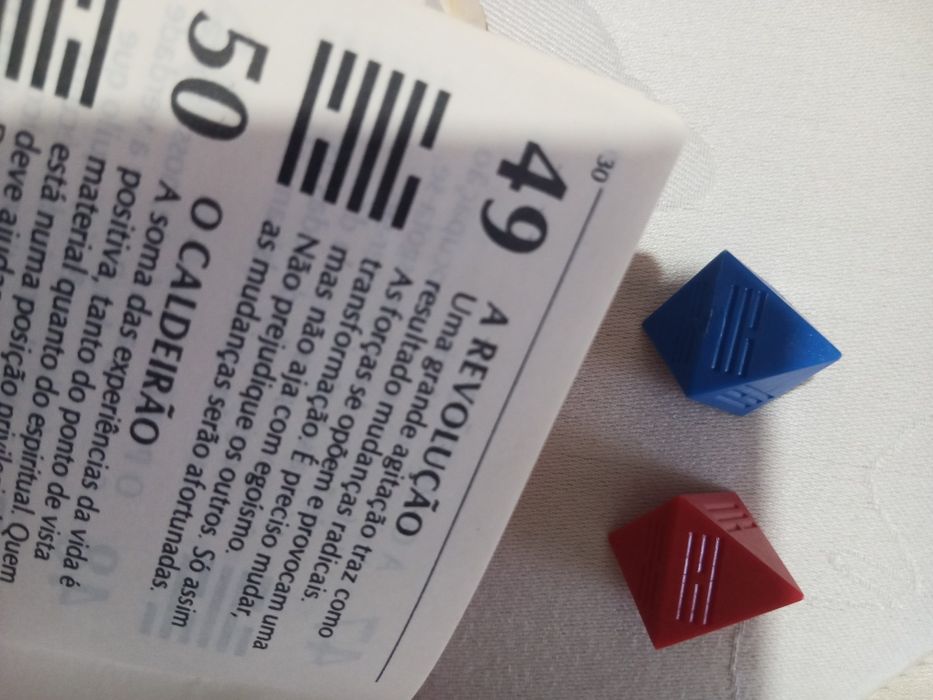 Coleção Nova Cultural 1985: I-ching jogo de dados chineses da sorte.