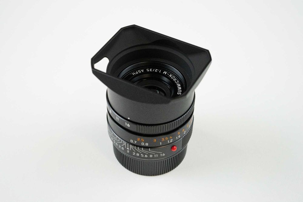Objetiva Leica Summicron-M 35mm f/2 ASPH. (Kit Completo com Caixa e Bolsa)
