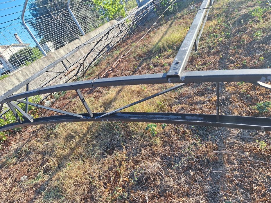 Perola em ferro para jardim