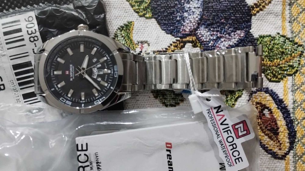 Наручний годинник NAVIFORCE
