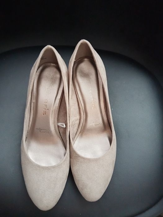 Buty czółenka Tamaris 38