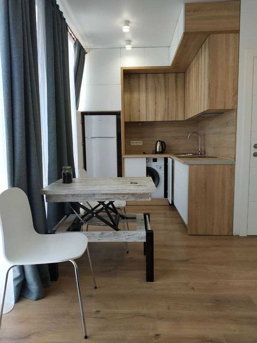 Оренда квартири, Індустріальна/НАУ ,24 кв м .Без коміссії !