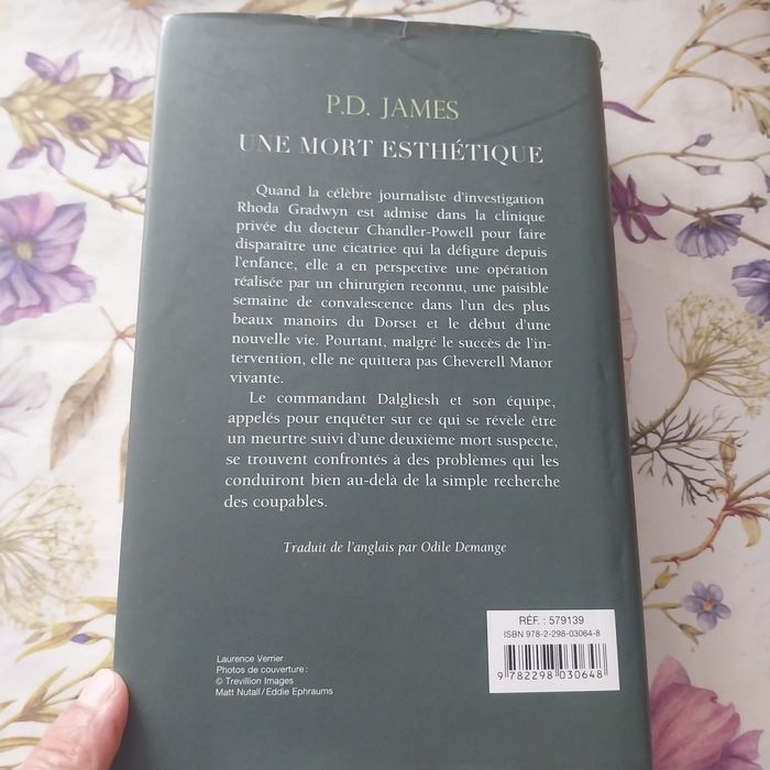 Une mort Esthétique. Portes incluídos