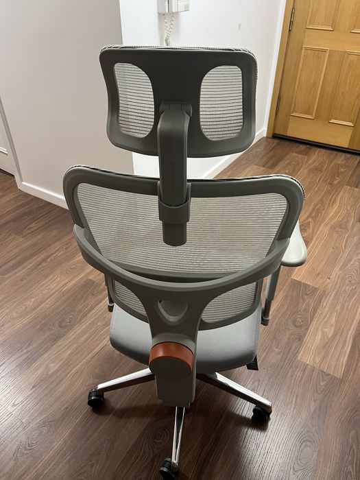 Cadeira ergonómica Newtral NT002
