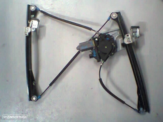 Parachoques da frente Toyota Hilux 2020- 52119F0905 52119-F0905