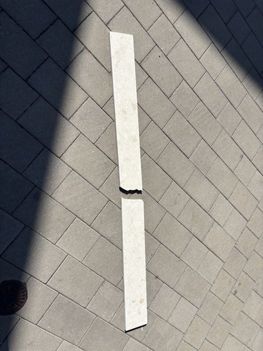 Parapety z konglomeratu