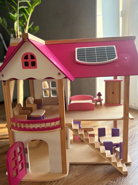 Іграшковий будиночок