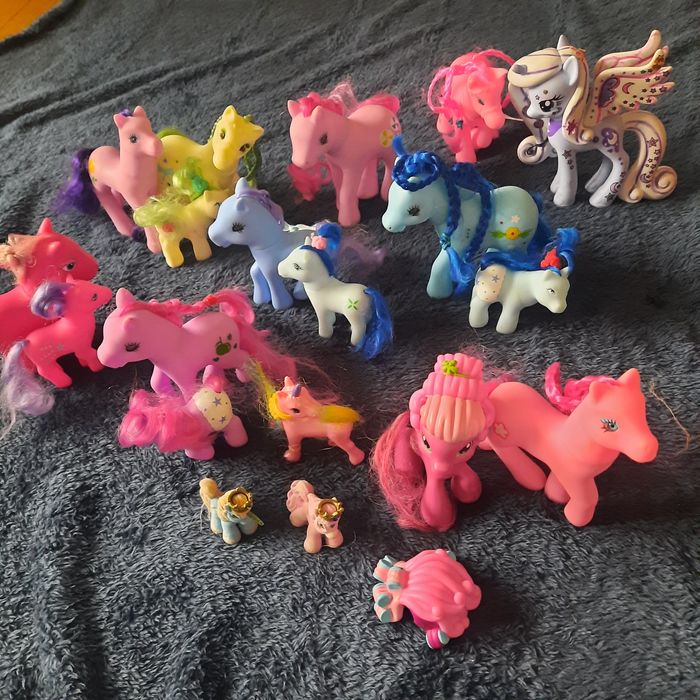 Rodzinka kucyków 20 szt.