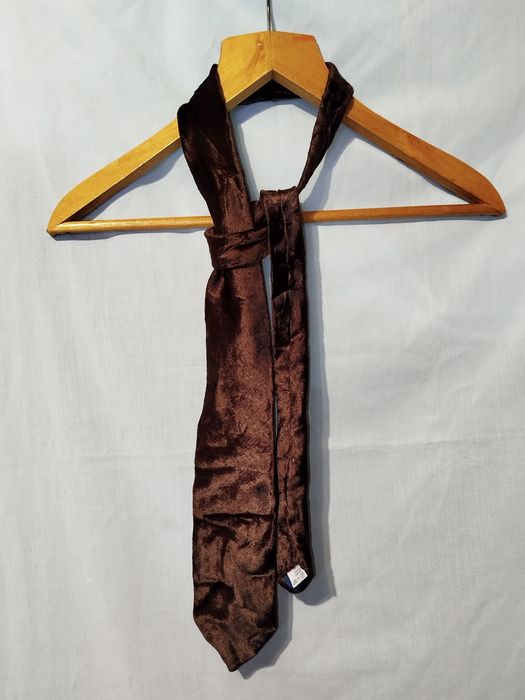 Галстук Gentleman Givenchy, Италия.