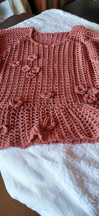 Blusa senhora arrendada nova sem uso  da Zara