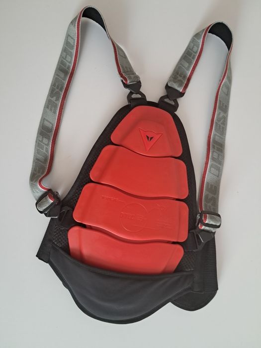 Мотоспина, екіпіровка, захист