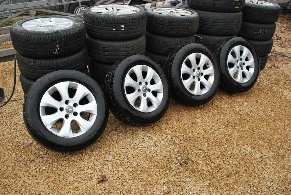 Koła 215/60 R16 5x115 Alufelgi + opony letnie Opel Astra Meriva Zafira