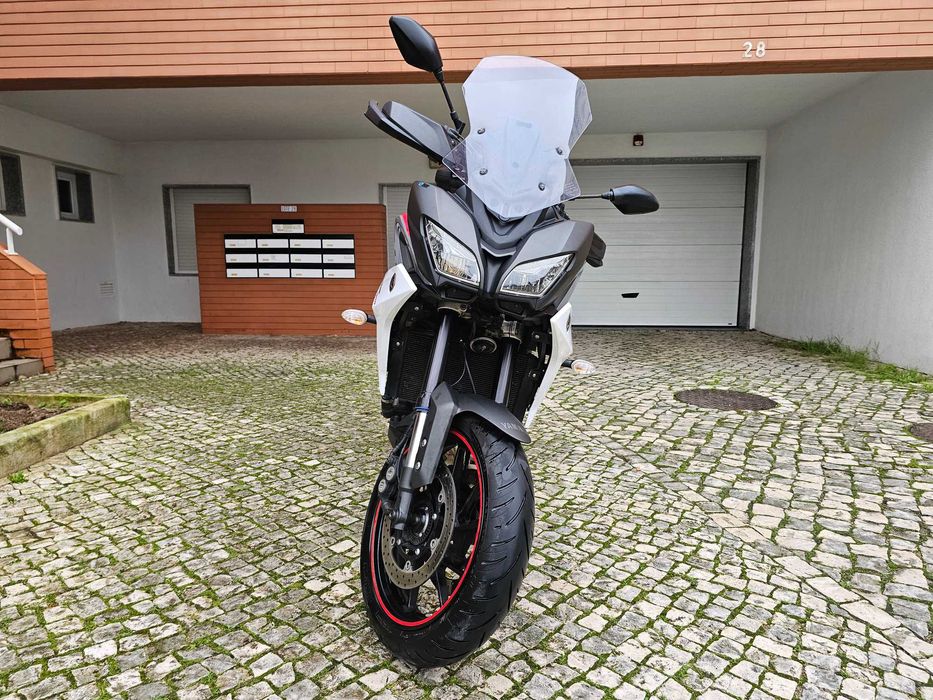 Yamaha MT09 Tracer com 29.400 kms de Novembro de 2019 Impecável