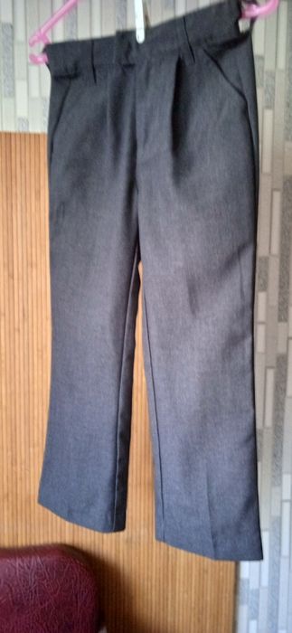 Дитячі  штани  ріст 110  (4-5 років)