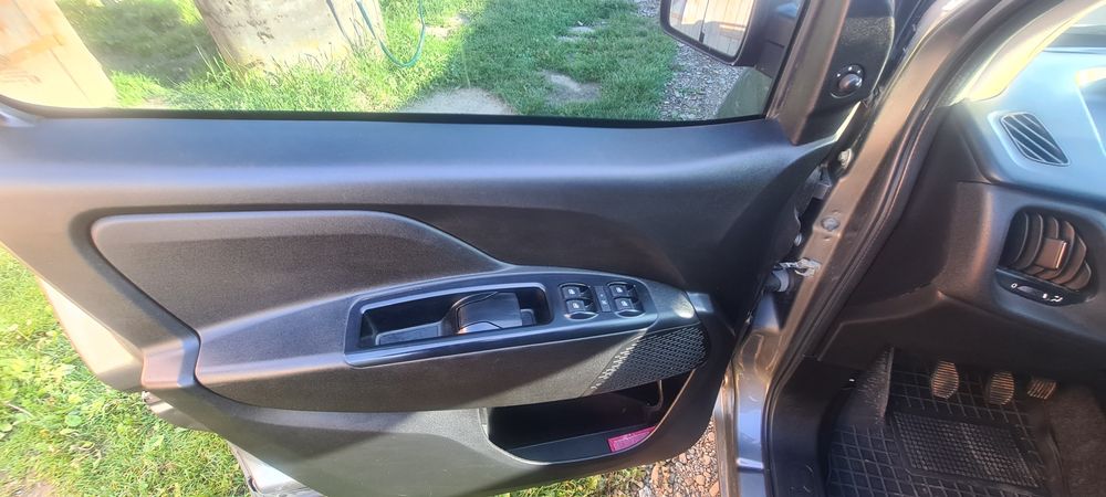 fiat DOBLO MAXI власник