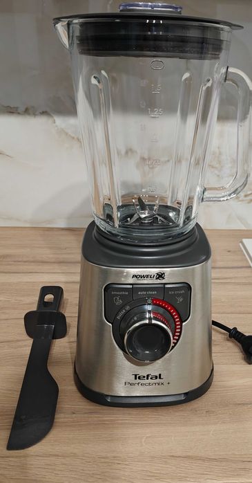 Blender kielichowy szklany TEFAL Perfect Mix+ BL811D 1200W