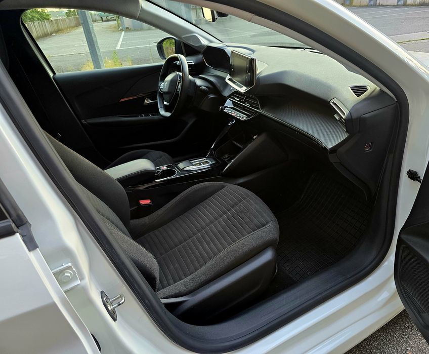 Peugeot 208 e208 elétrico
