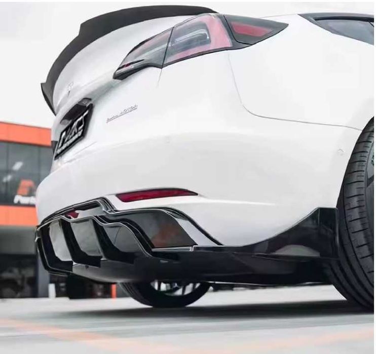 Спойлер Tesla Model 3, Y