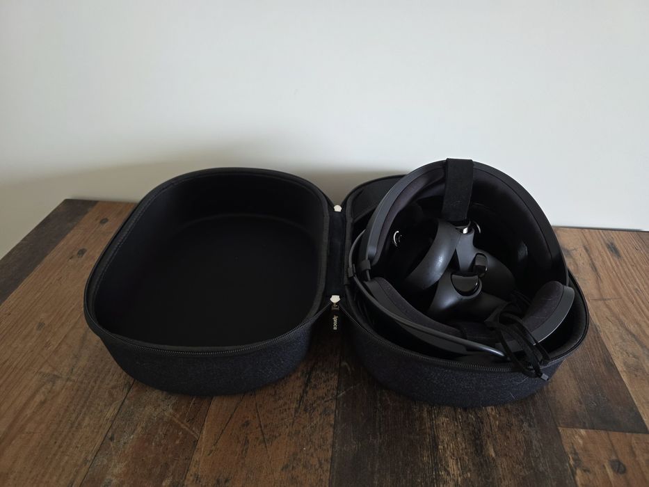 Oculus Rift S com caixa