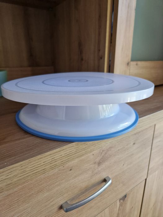 Suporte para bolo giratório de 360° graus. Novo