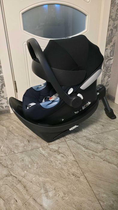 Автокрісло Cybex Aton M  + База Cybex Base M