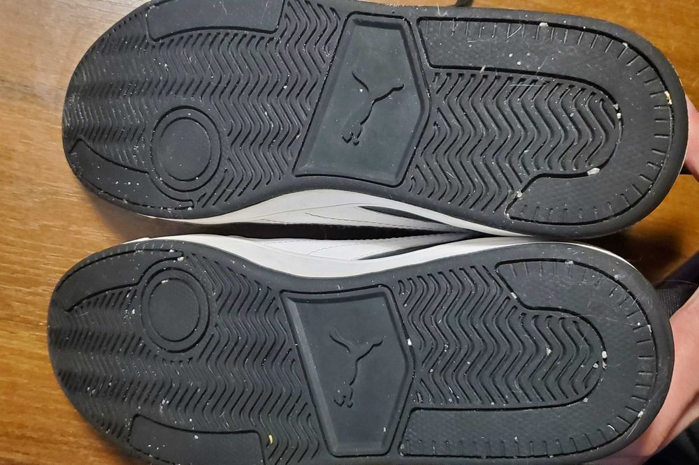 Оригінальні ботінки Puma Rebound Street V2 FUR 42,5 розмір