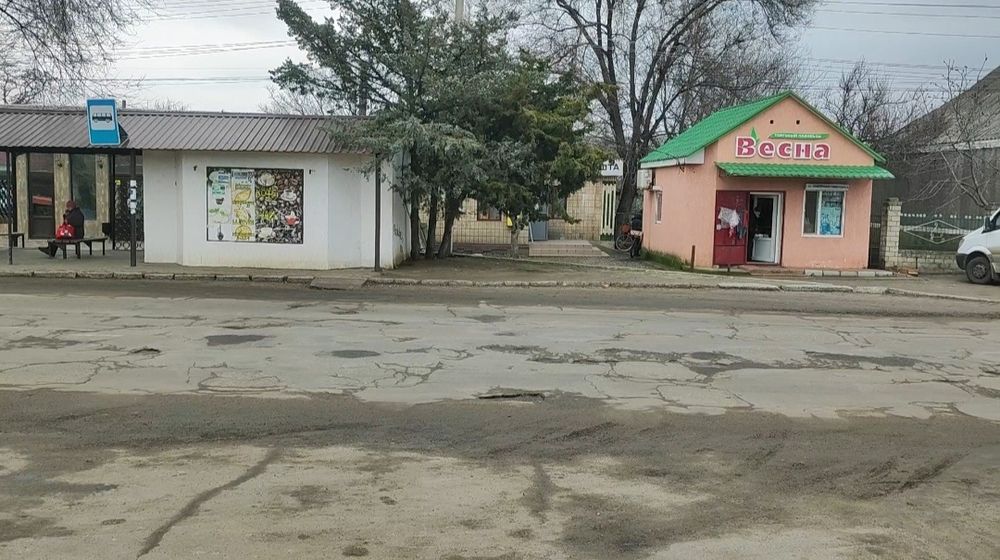 Помещение 16,5 КВ.м в Вознесенске, ул.Мотросова прямо на остановке