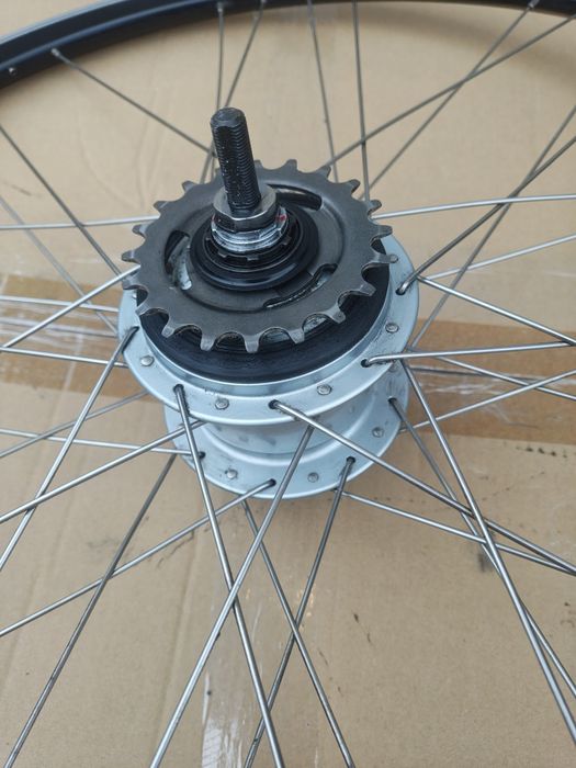 Piasta Shimano Nexus 8  SG-C6000-8R + Felga Rodi Freeway.