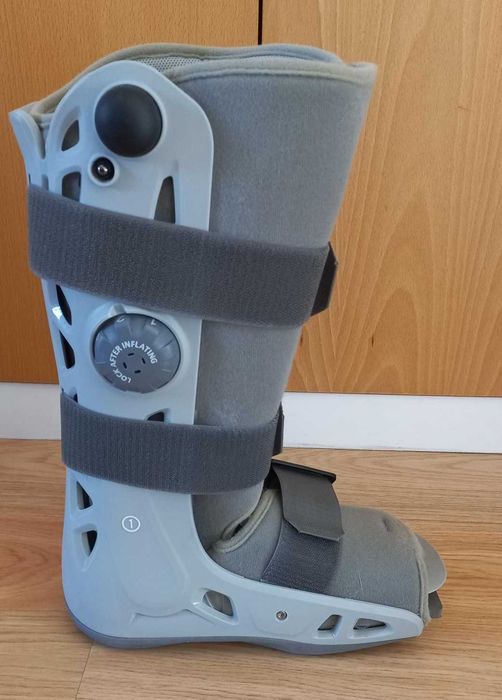 Bota Walker Ortopédica Fixa Insuflável Longa – Médio (39 – 41)