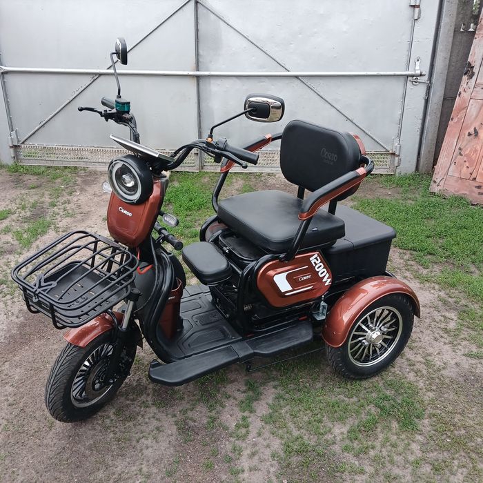 Трицикл Corso «LOGAN PRO» двигун 1200W, акумулятор 72V 28Ah графеновий