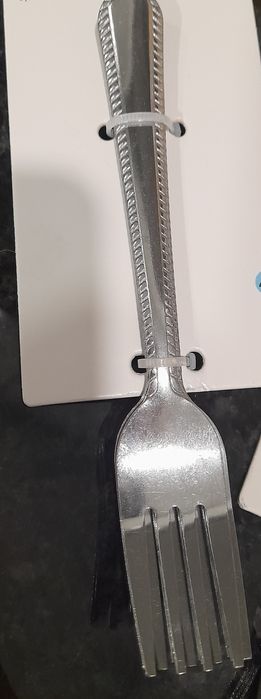 Vendo 50 garfos sobremesa NOVOS