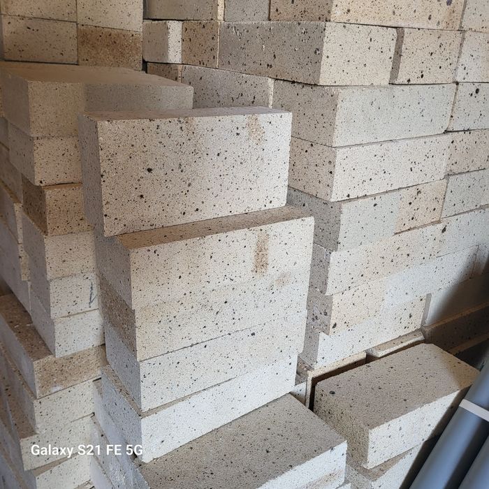 Шамотный кирпич ША 5 є багато