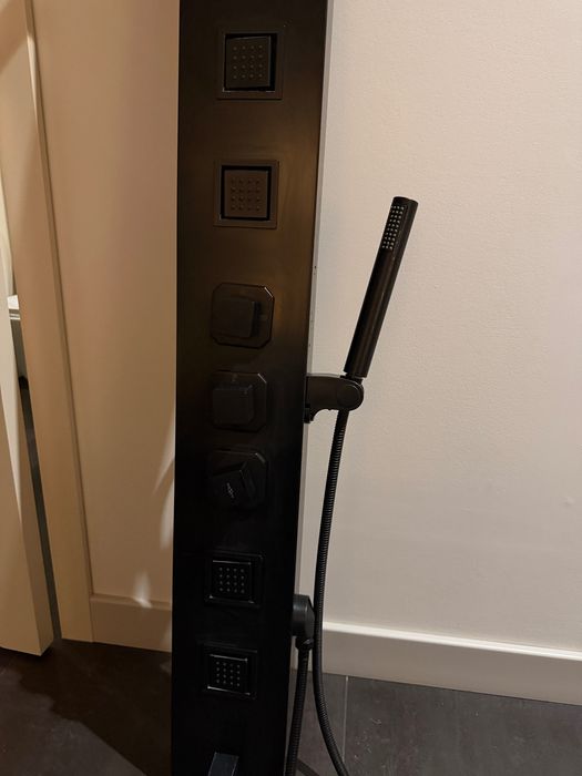 panel prysznicowy czarny