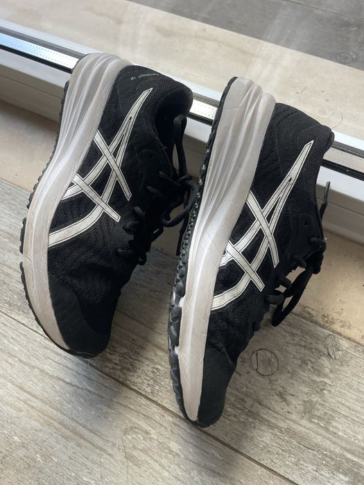 Ténis ASICS Patriot 12 Femininos – Pretos – Tamanho 38