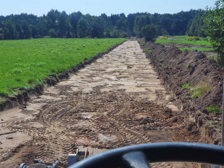 Usługi koparko-ładowarka, wykopy, roboty ziemne, rozbiórki, piach ziem