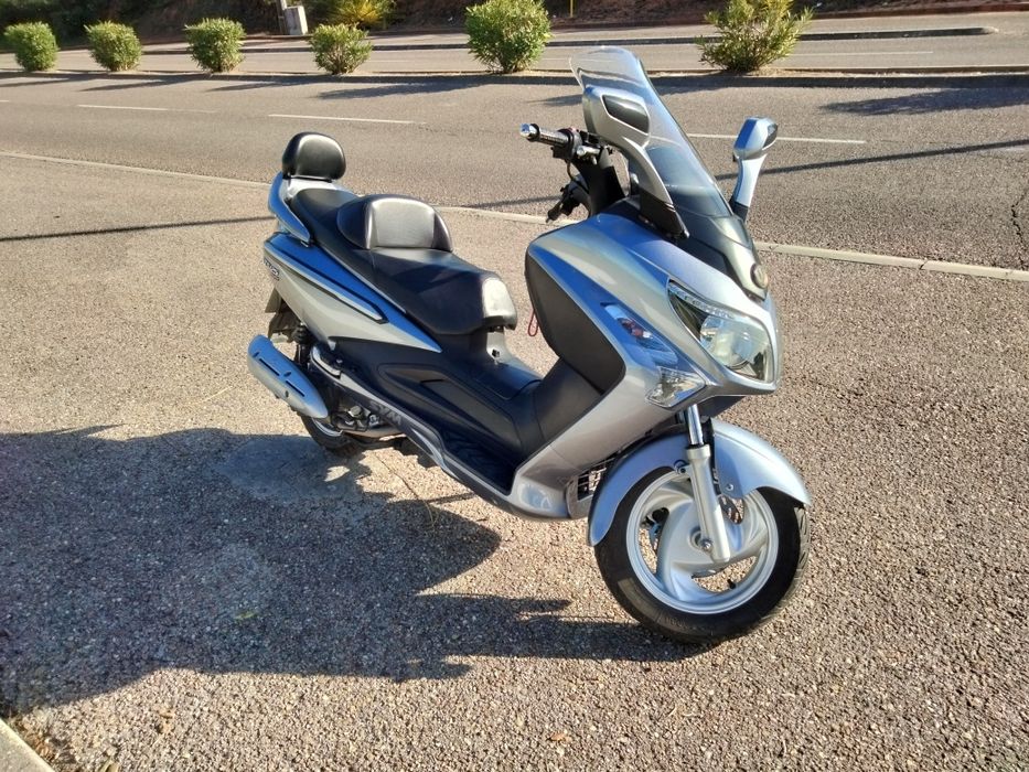 Scooter Sym GTS 125 Evo