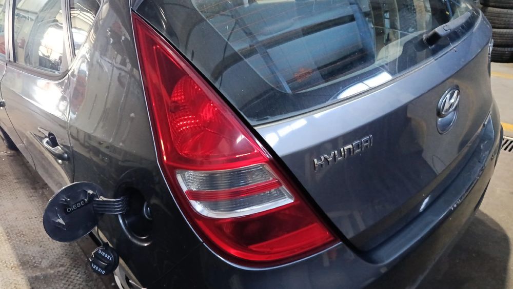 Farolim esquerdo HYUNDAI i30 (FD)