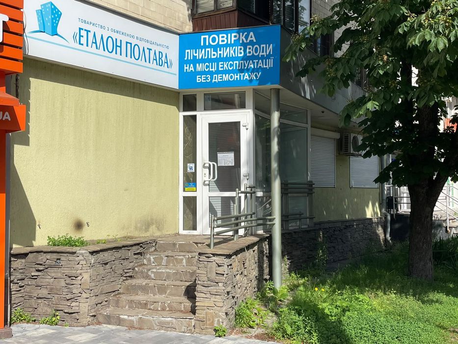 Оренда комерційного приміщення 51 м² | вул. Соборності, 60 | Червона лінія | Центр