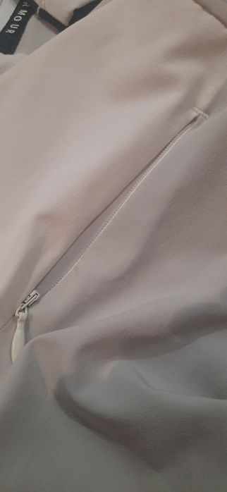 Спортивна вітровка Under Armour